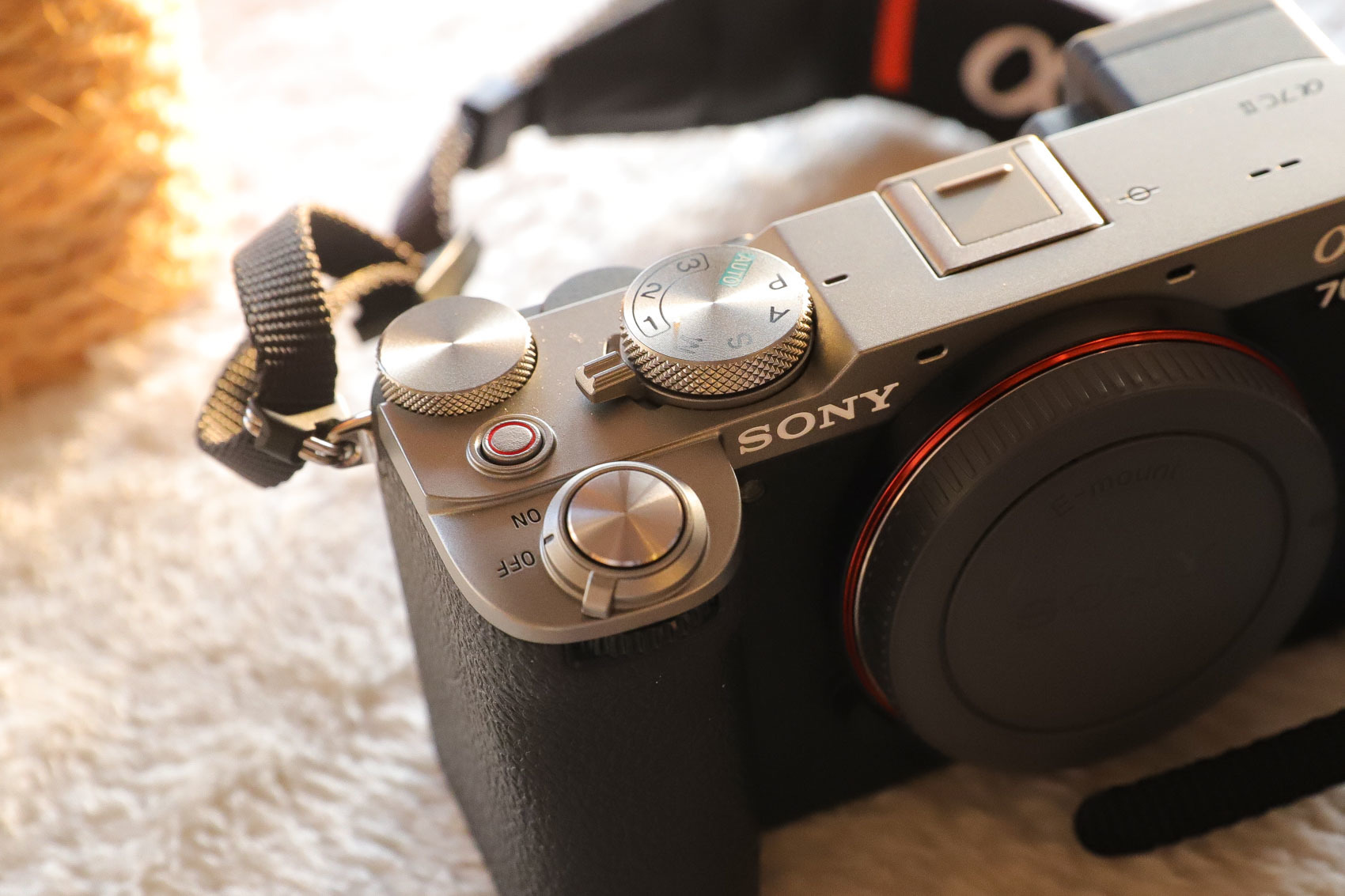 カメラ】Sony α7CⅡを購入した話 〜CANON EOS 6D mark2ユーザー カメラ】Sony α7CⅡを購入した話 〜CANON EOS 6D mark2ユーザー