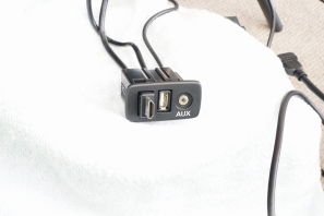 HDMI USB