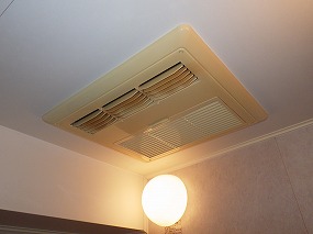 汲み取り便槽の脱臭機交換、第2弾！ | 柳井環境メンテック